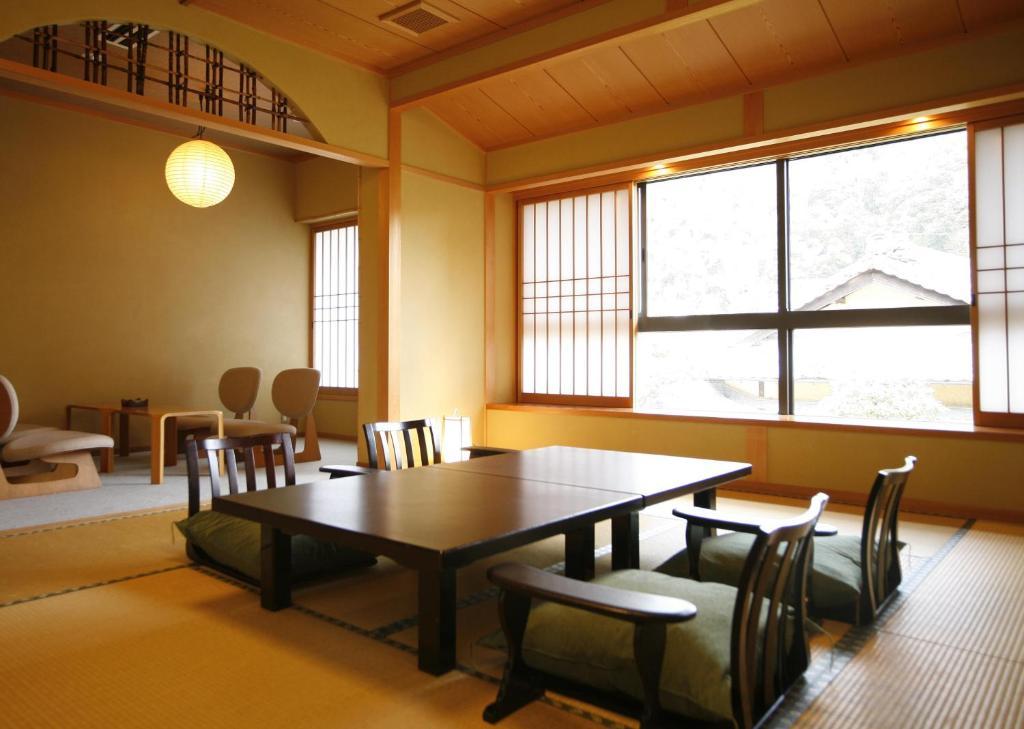 Yutouya Ryokan Toyooka  Quarto foto