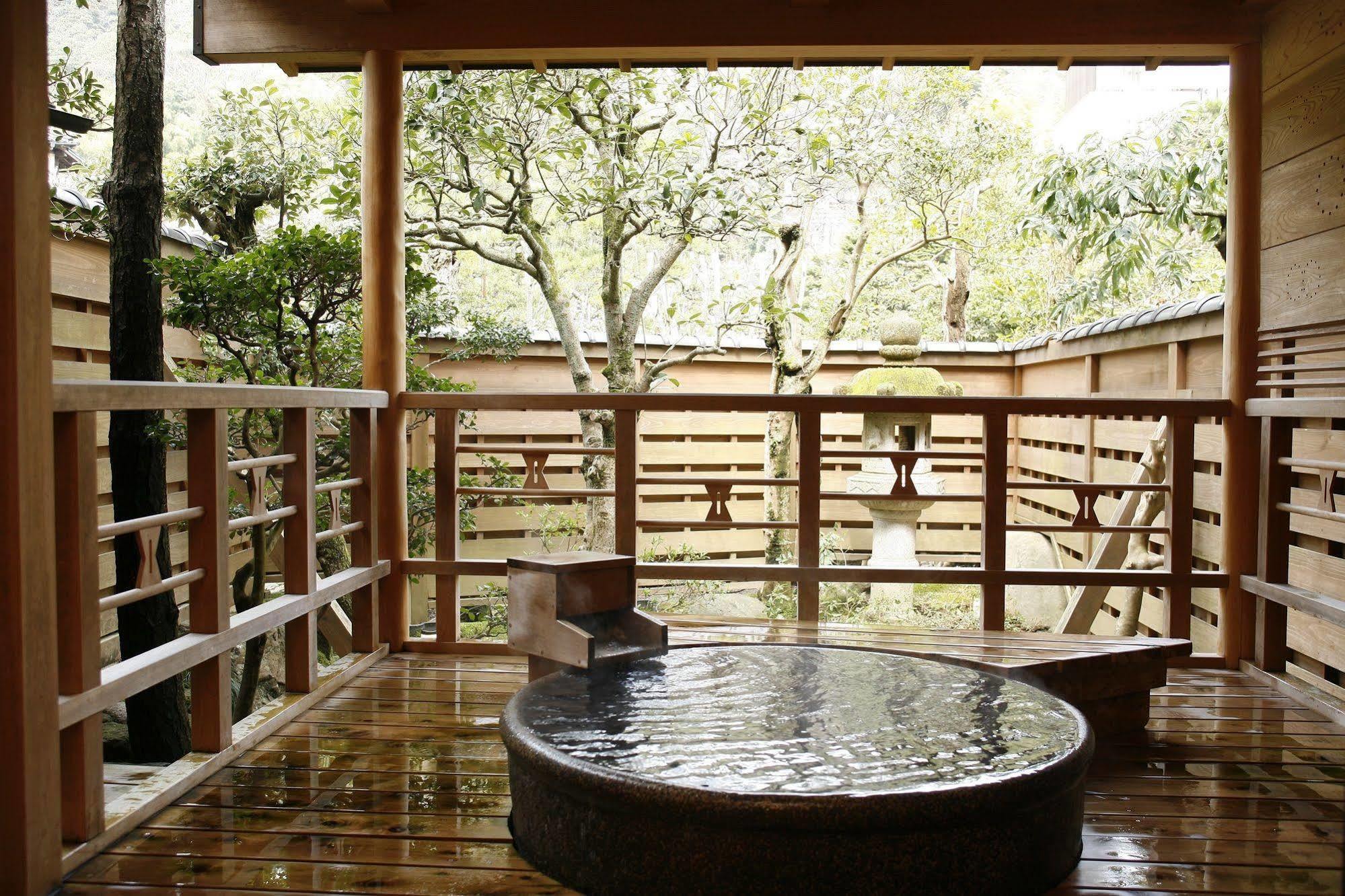 Yutouya Ryokan Toyooka  Exterior foto